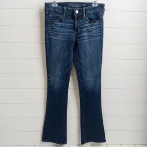 American Eagle Women's 8 Inseam 30.5" Skinny Kick Jeans Boot Cut Blue Med. Wash